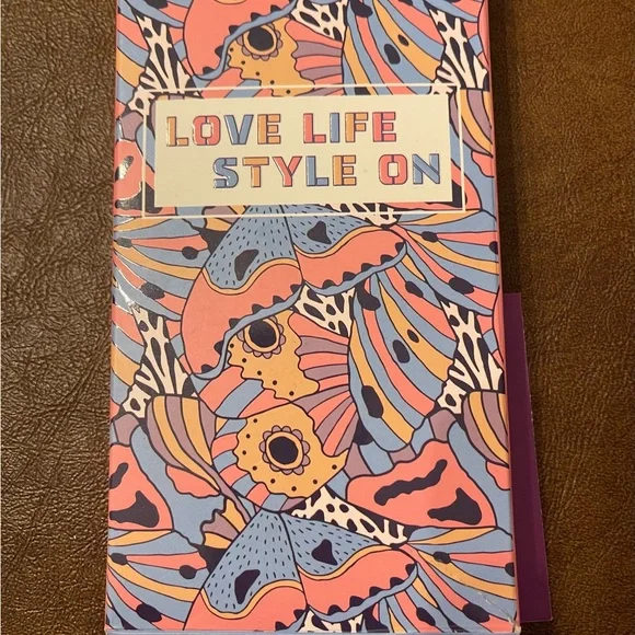 New in Box Disney Stitch Hard Cover Cell Phone Case